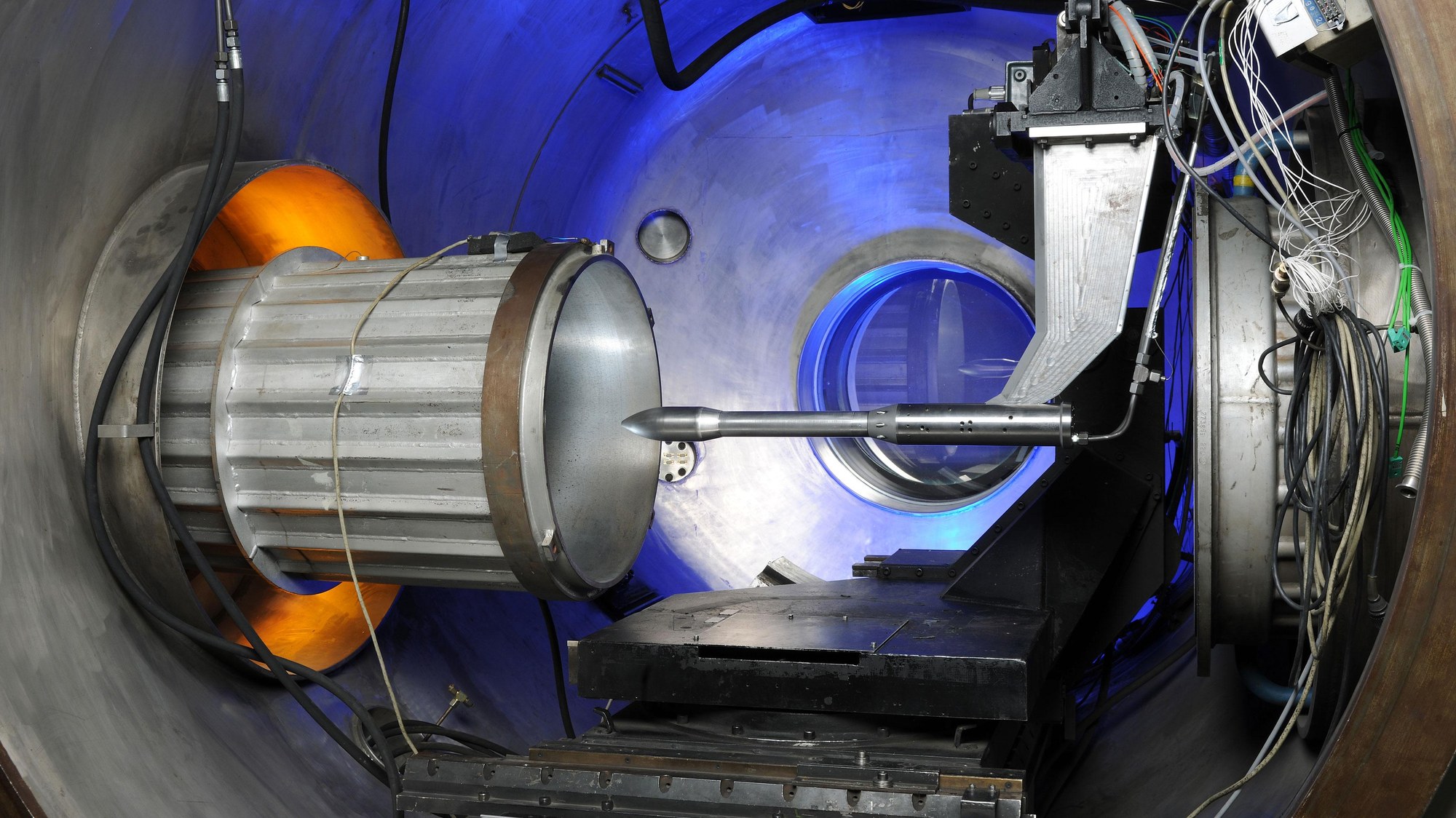 Measurement section of the hypersonic wind tunnel H2K