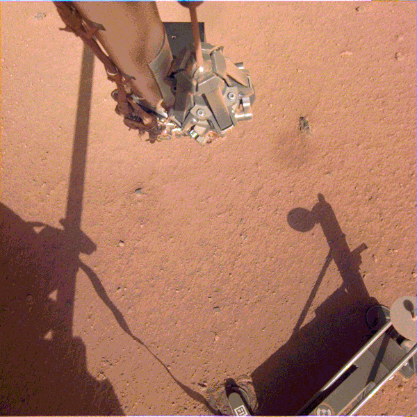 Self-hammering mole on InSight lander