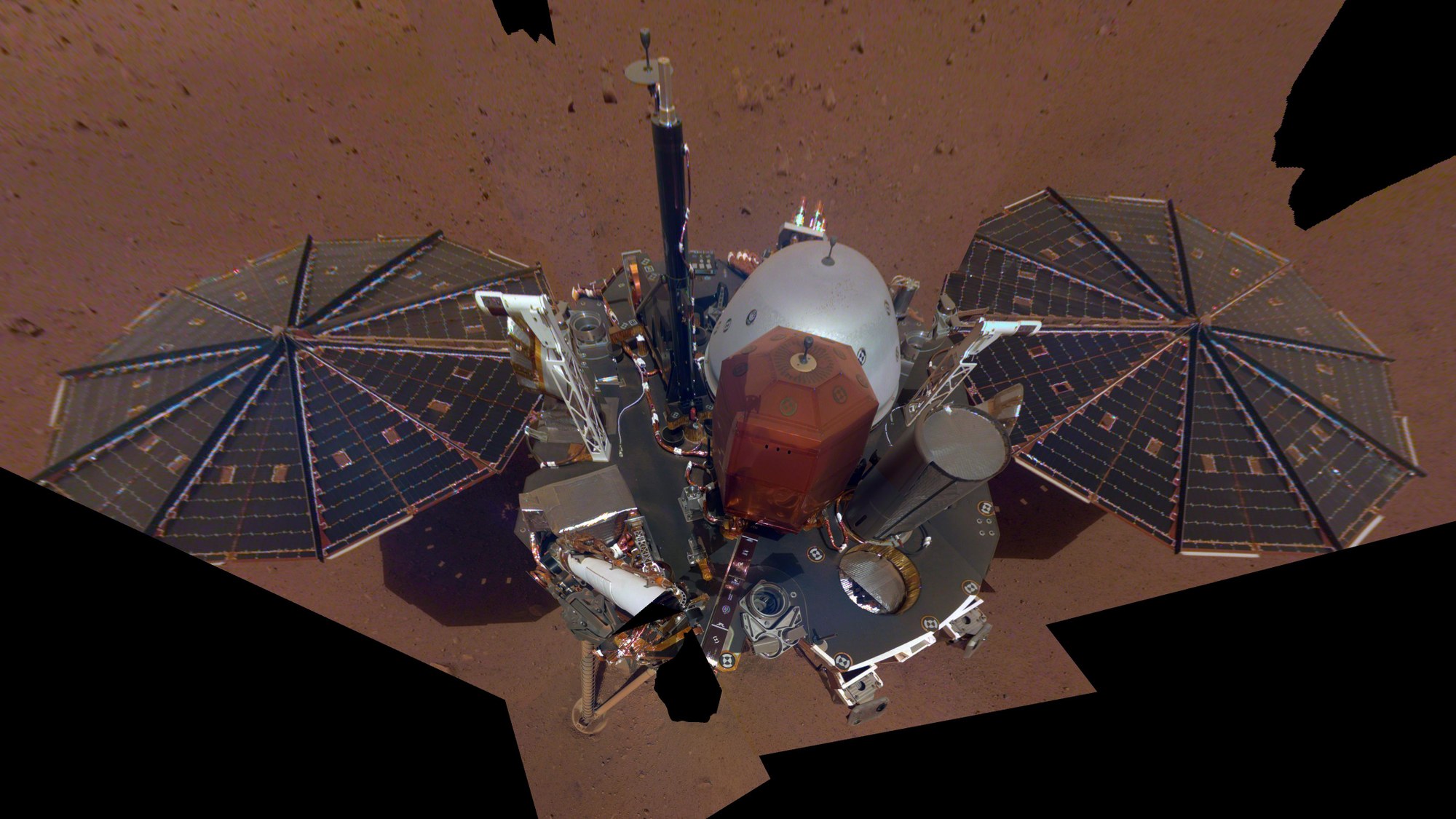 'Selfie' of the InSight lander on the Martian surface