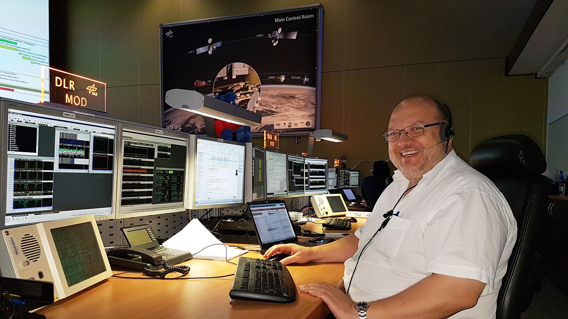 Ralf Faller in the EDRS control room