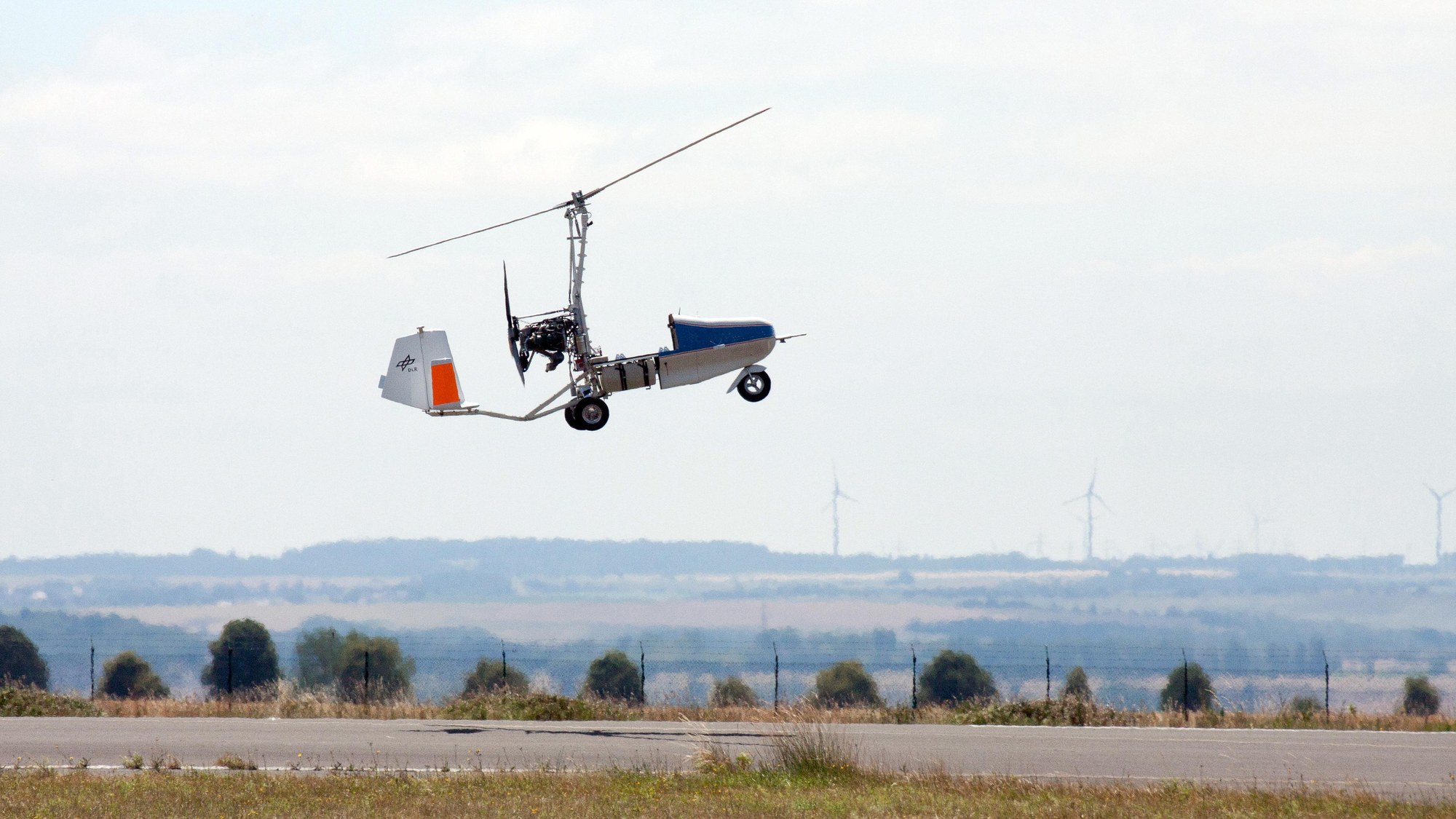 Uncrewed cargo drone