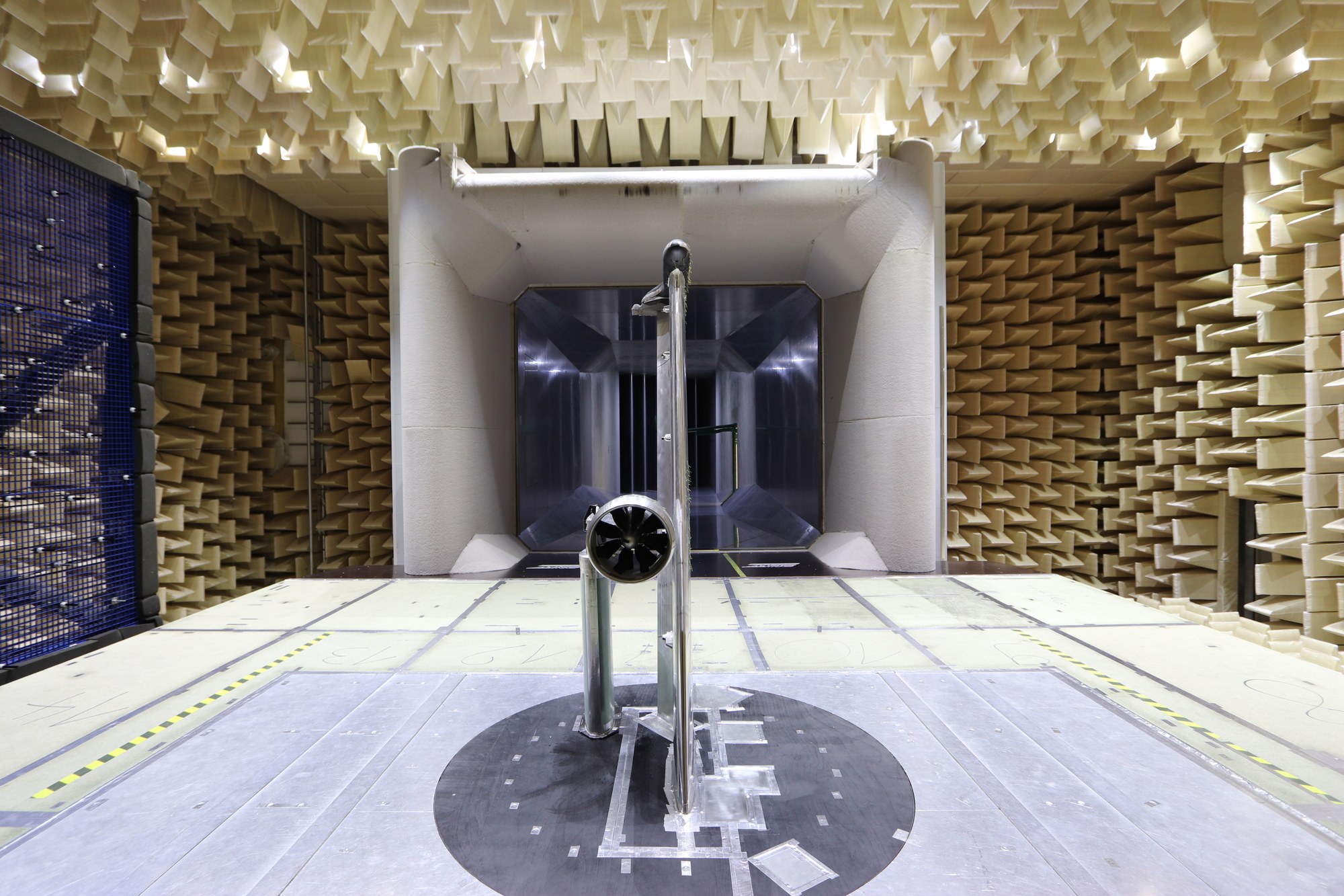 Front view of the experimental setup
