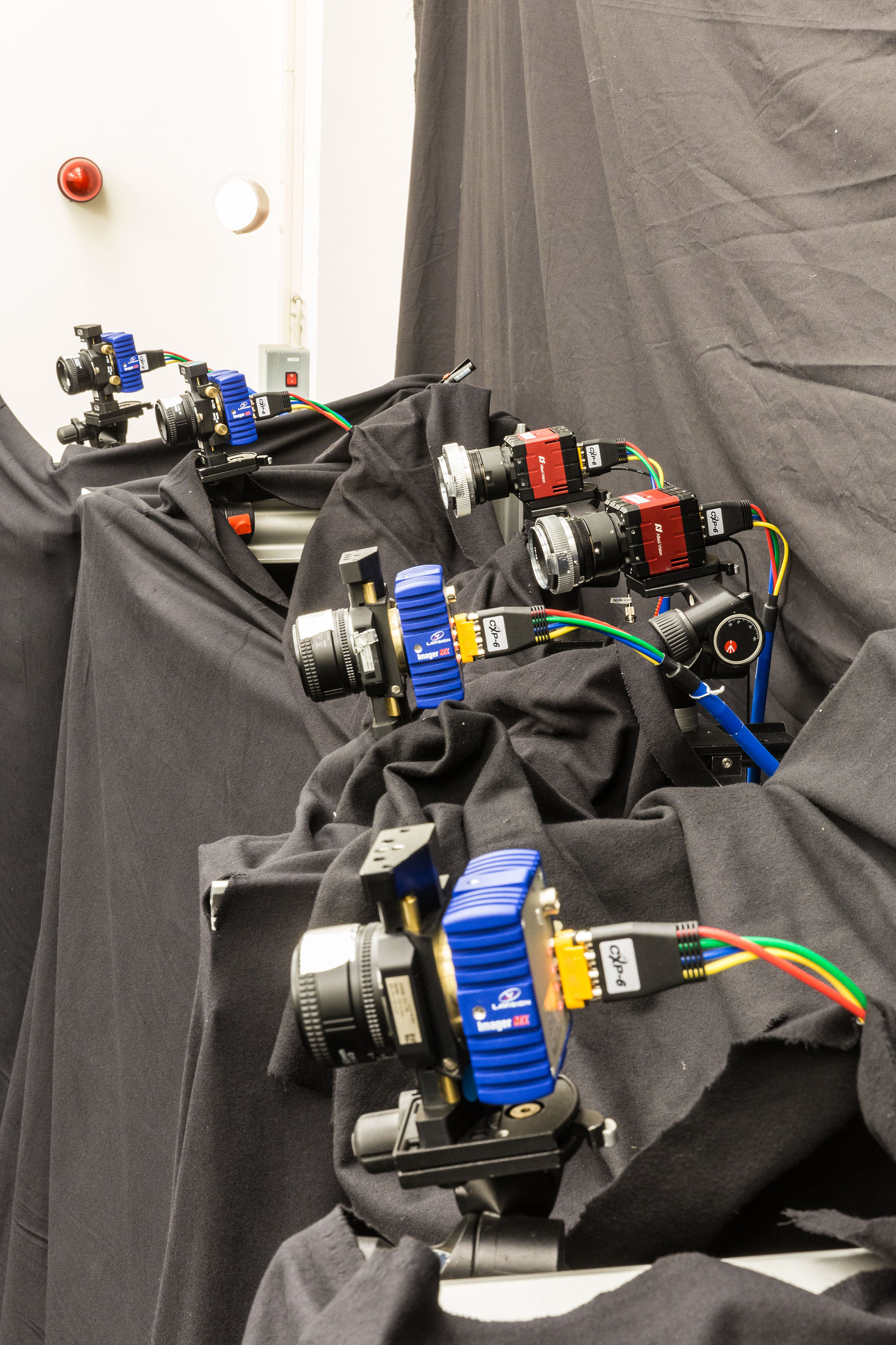 High-resolution streaming cameras