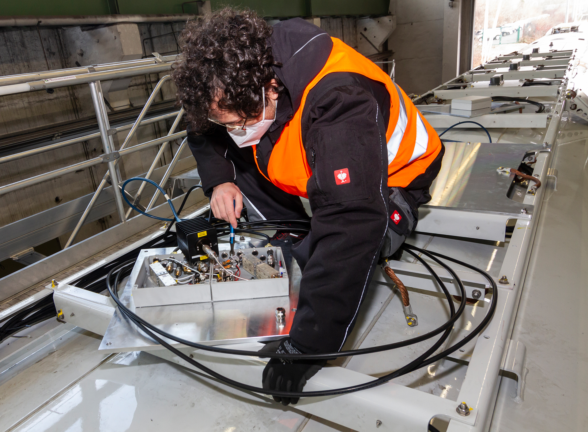 Installation of high-quality specialised antennas