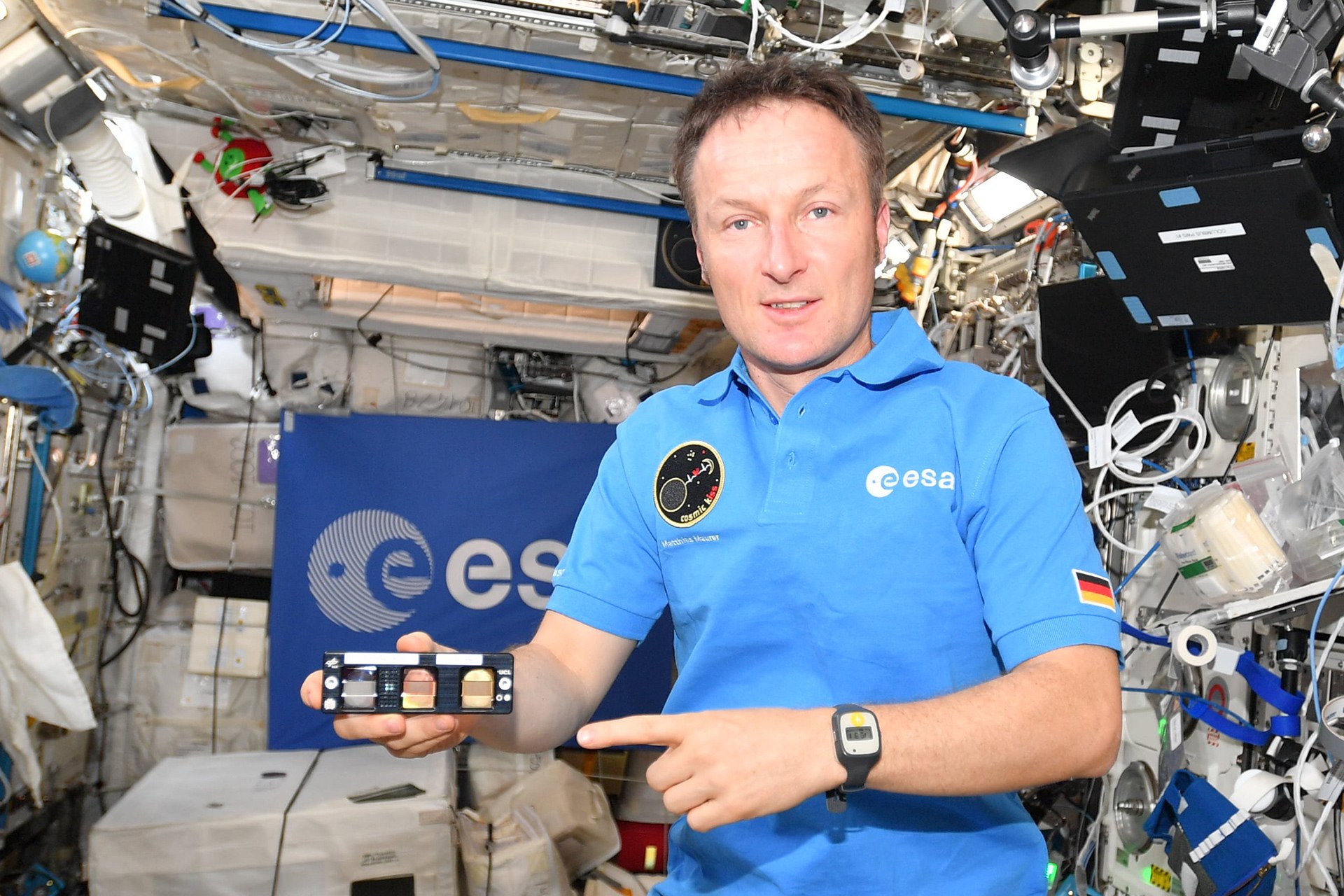 Touching Surfaces – tracking down microbial contamination on the ISS