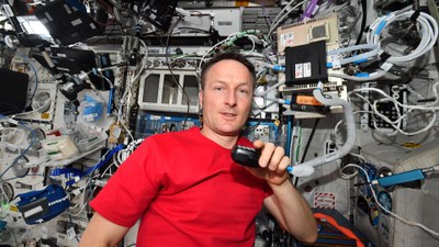 Live video call from Matthias Maurer