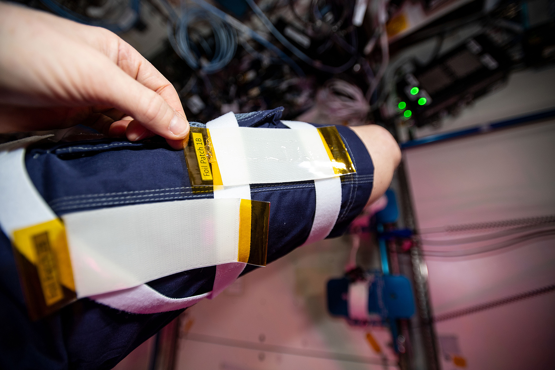 Bioplaster on Matthias Maurer's leg