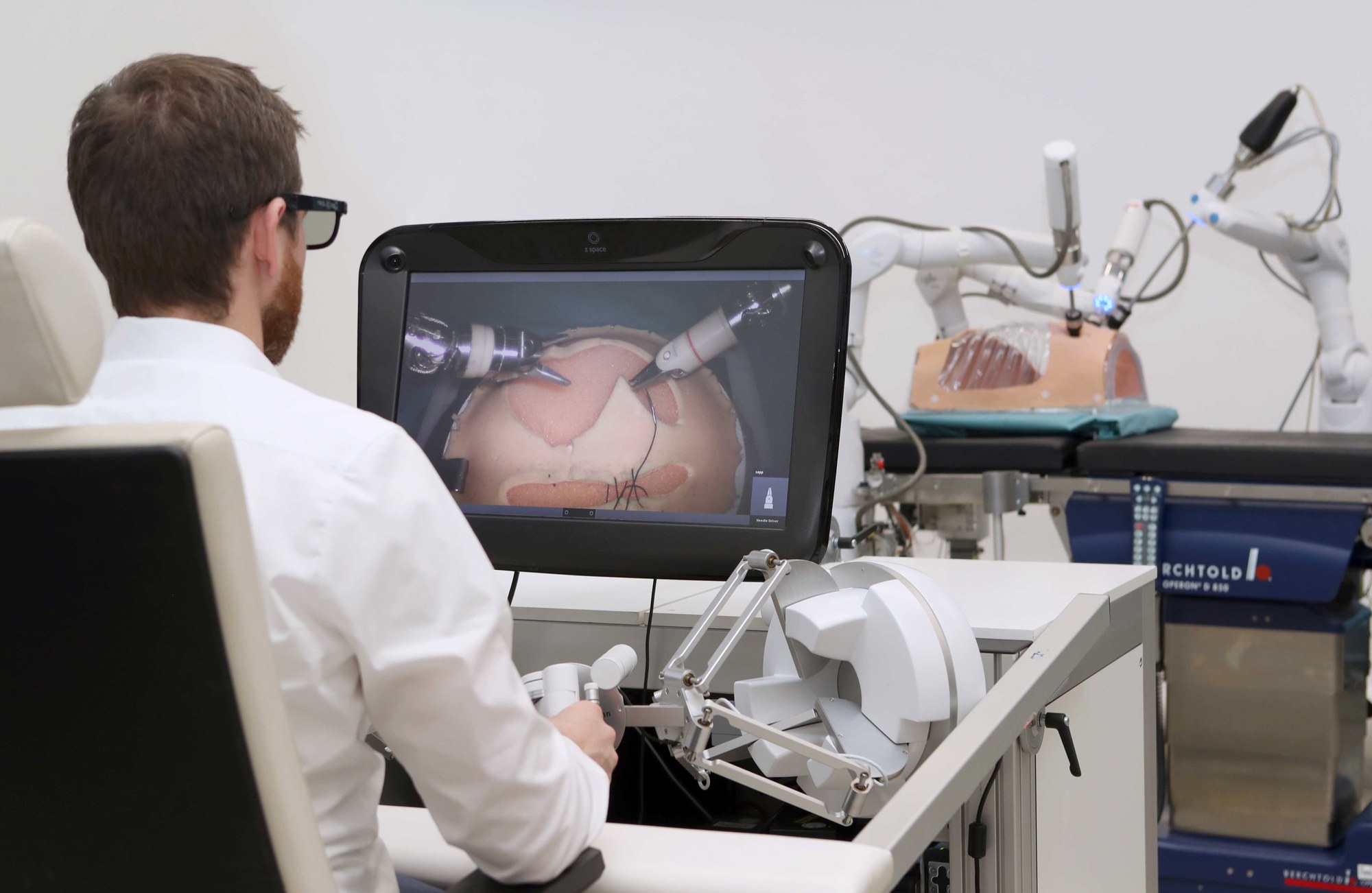 MiroSurge surgical console