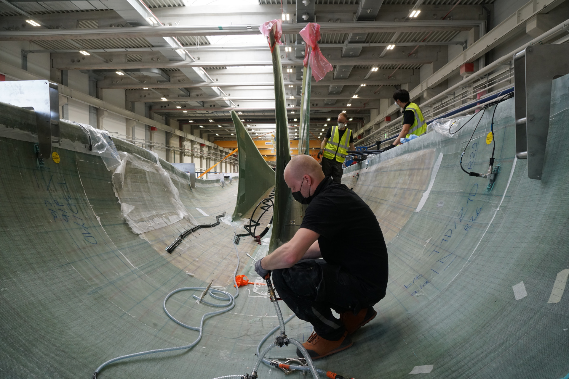 Working in one half of a turbine blade
