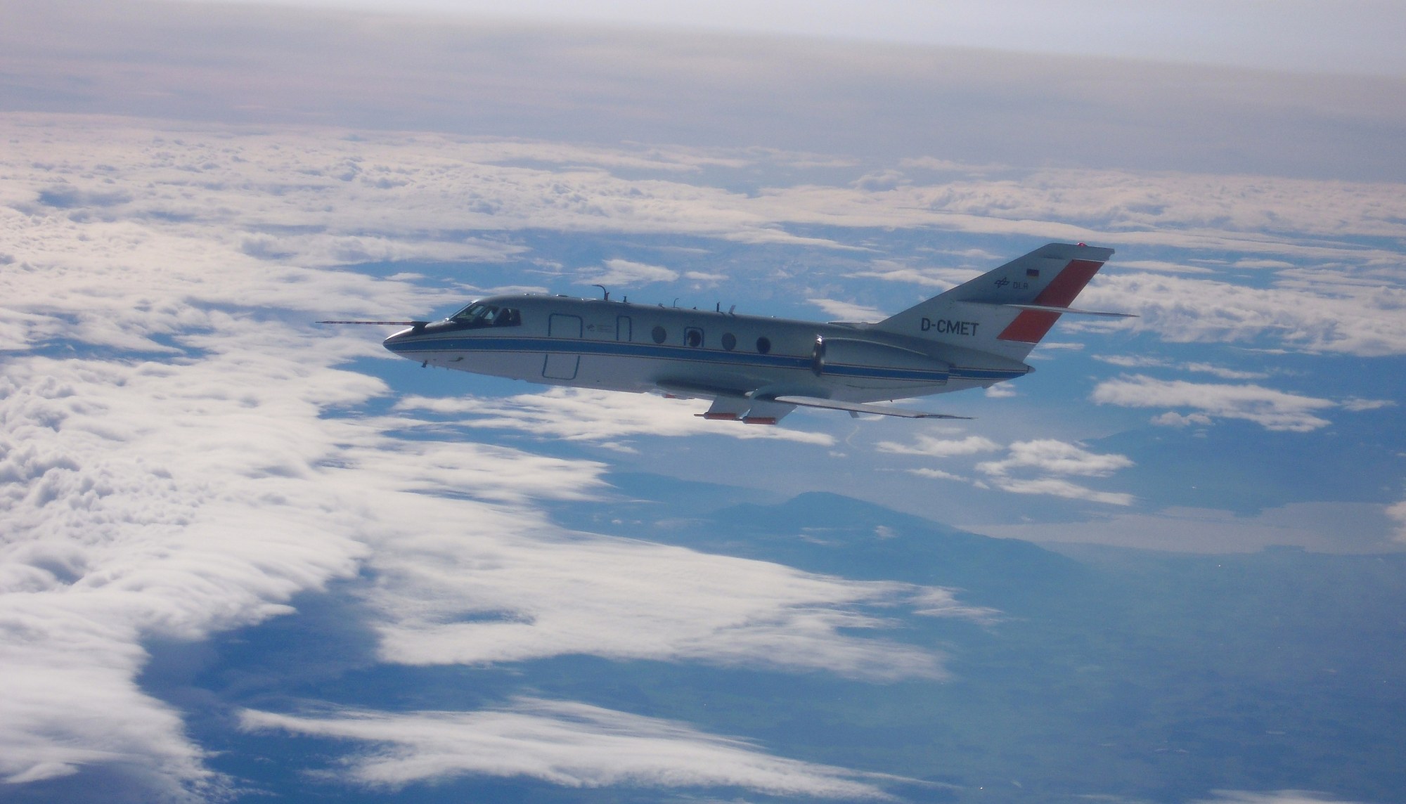 The Falcon 20E-5 in flight