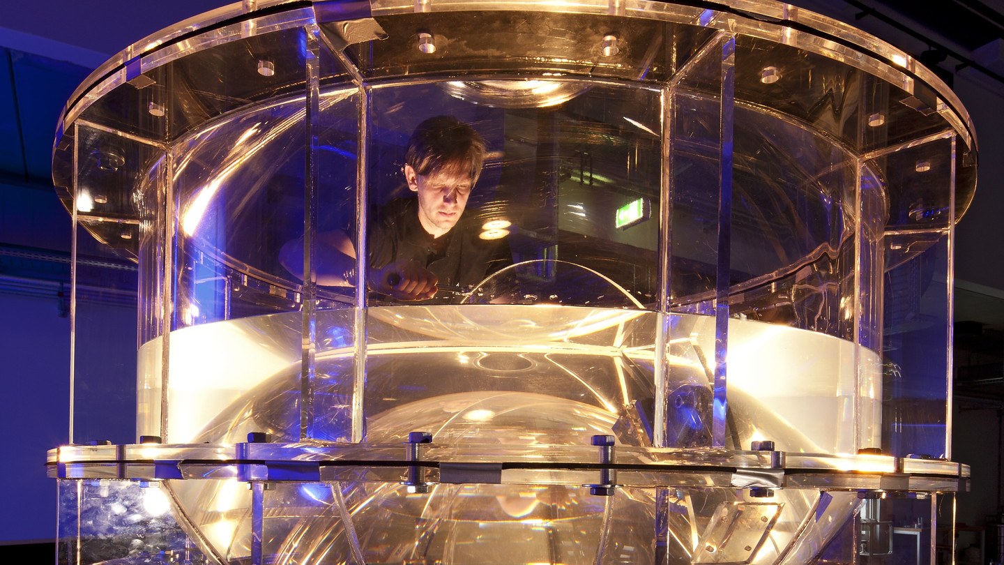 CryoLab – investigating tank models