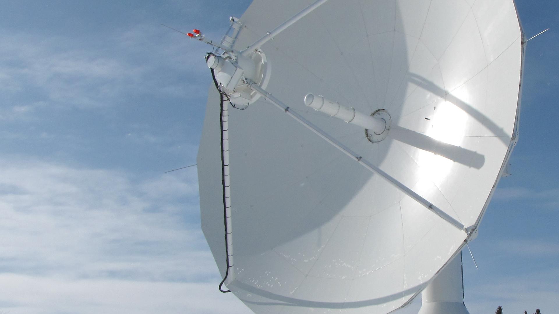 Main reflector