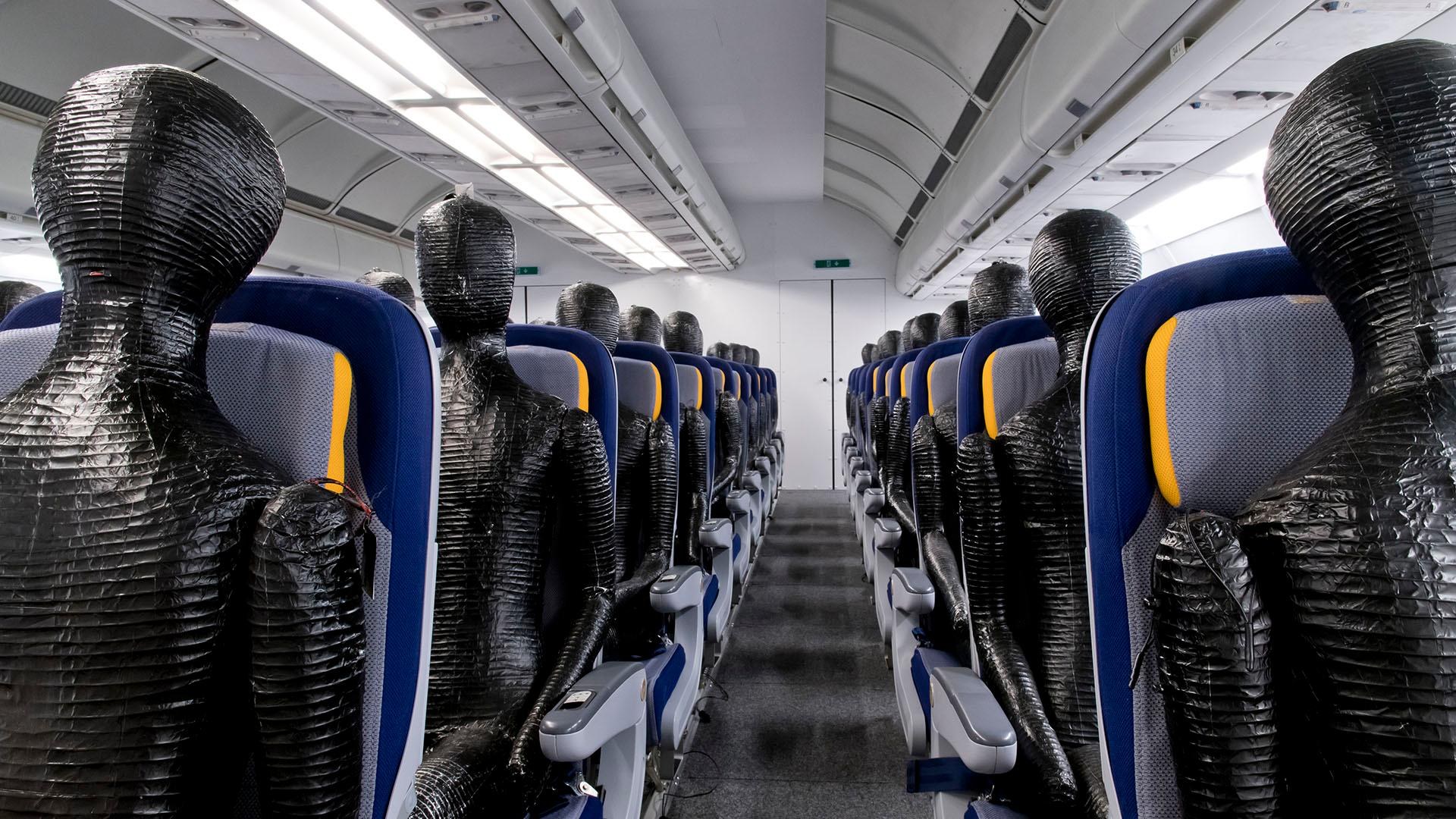 Aisle view in the MKG