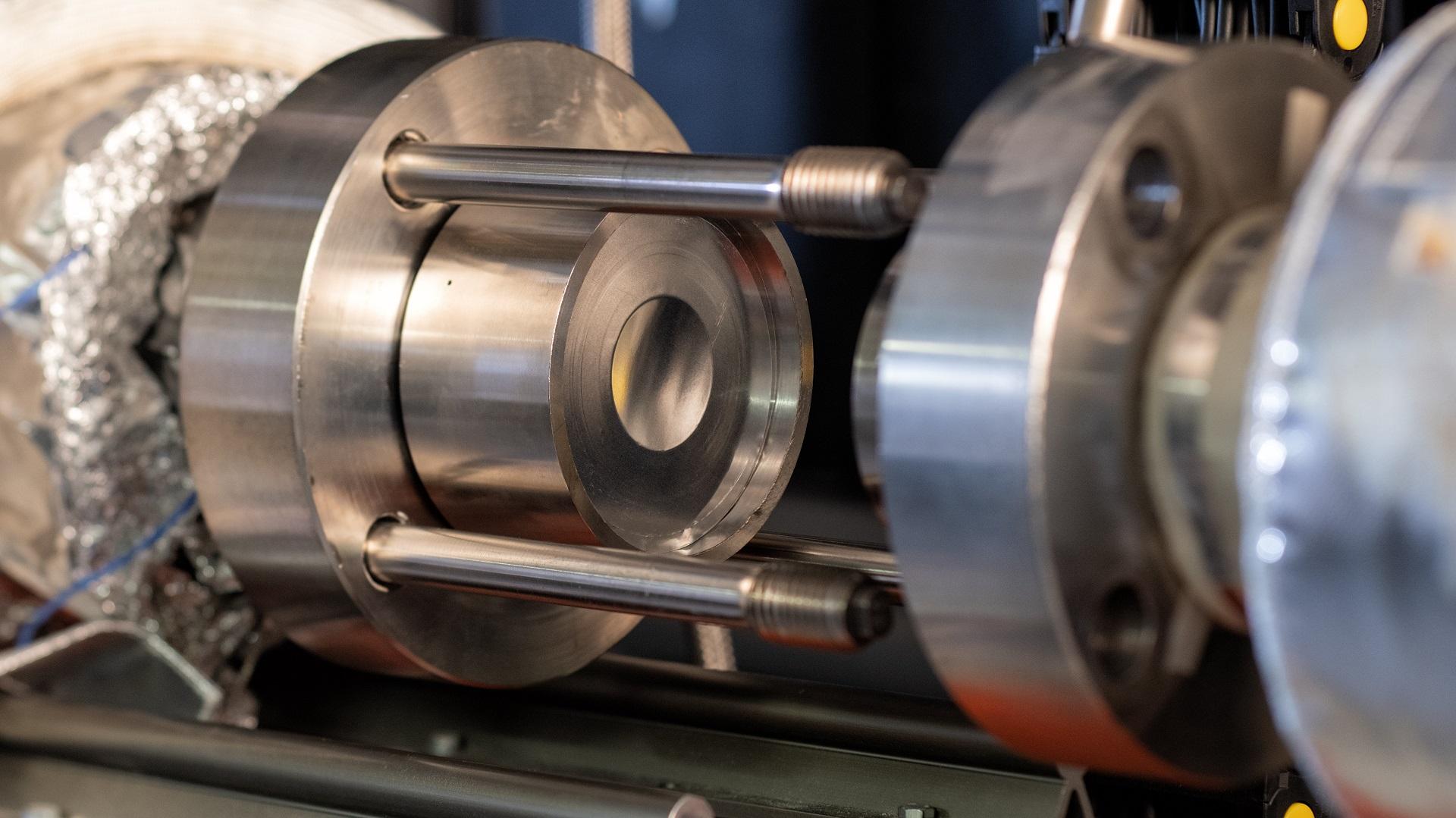 Membrane flange