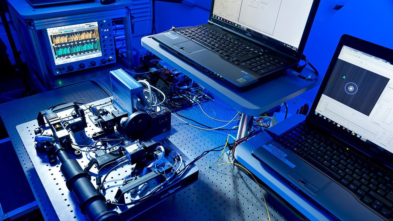 Preview image - Global connectivity