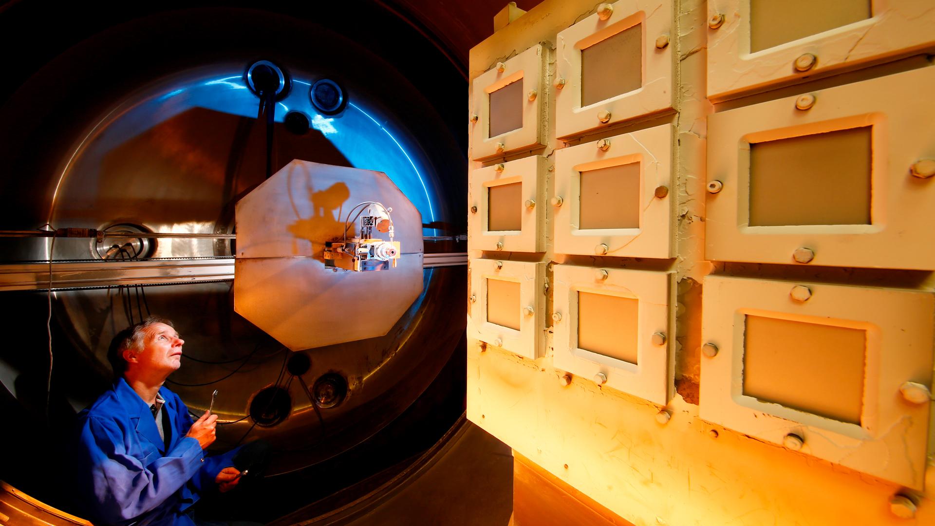 KeMeNaTe (multi-chamber boiler system for nanoparticle coating technology)