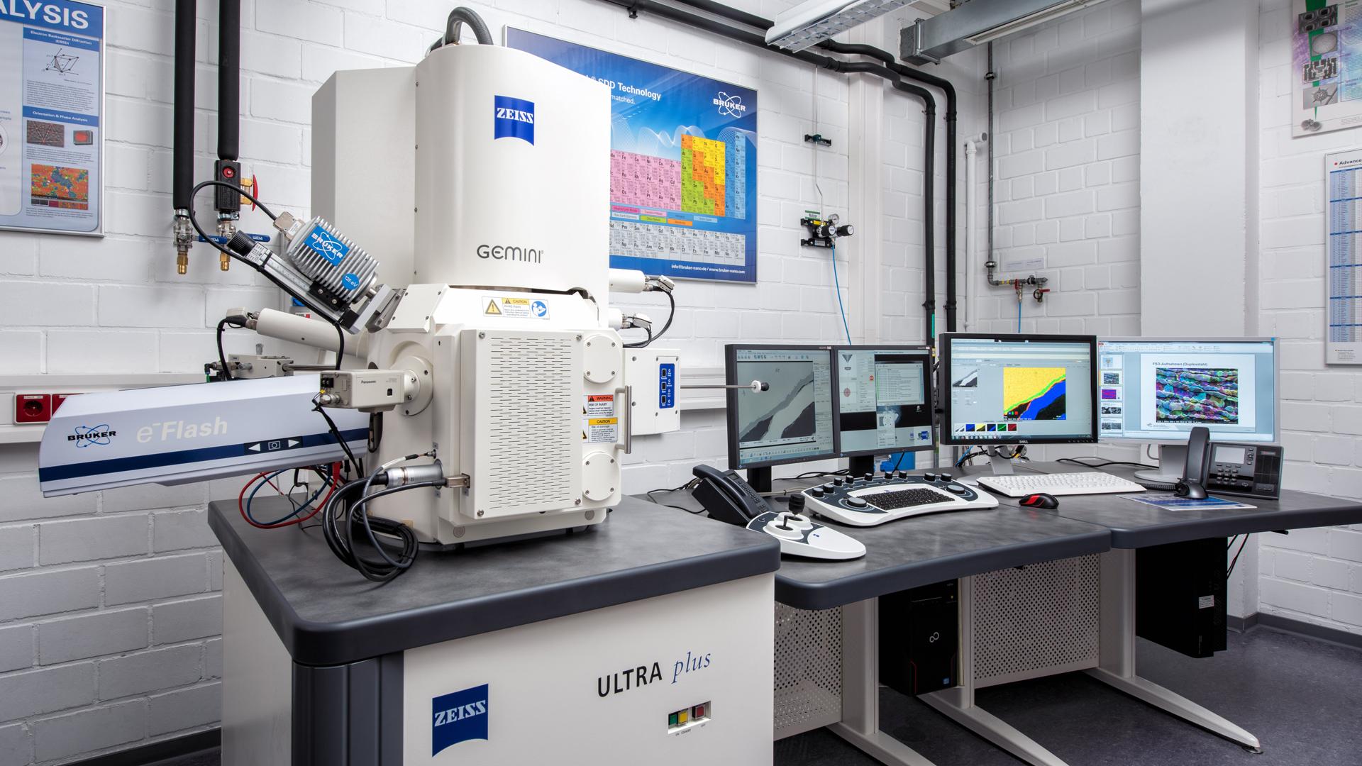 Scanning electron microscope with X-ray microanalysis and EBSD