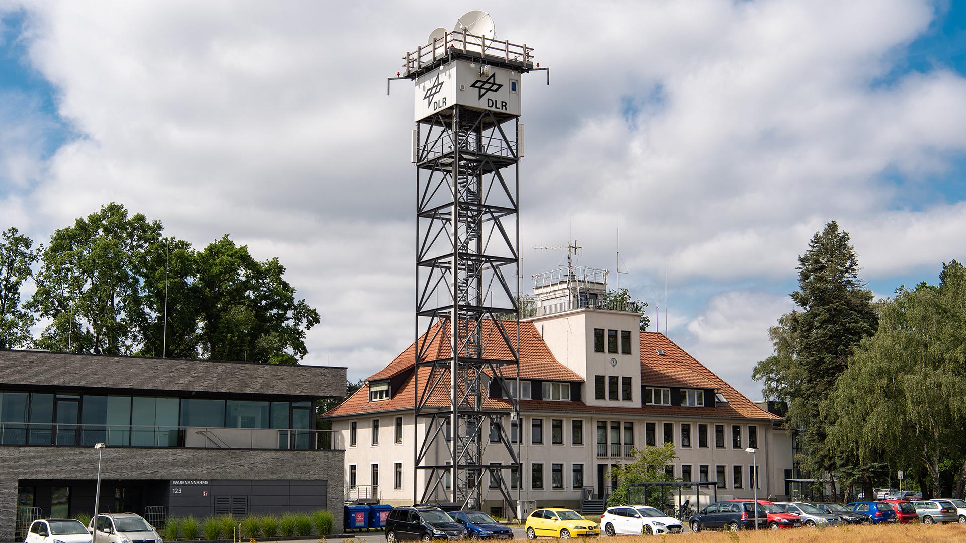 Data-link tower