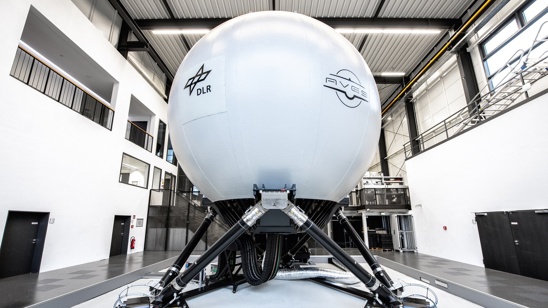 AVES motion simulator