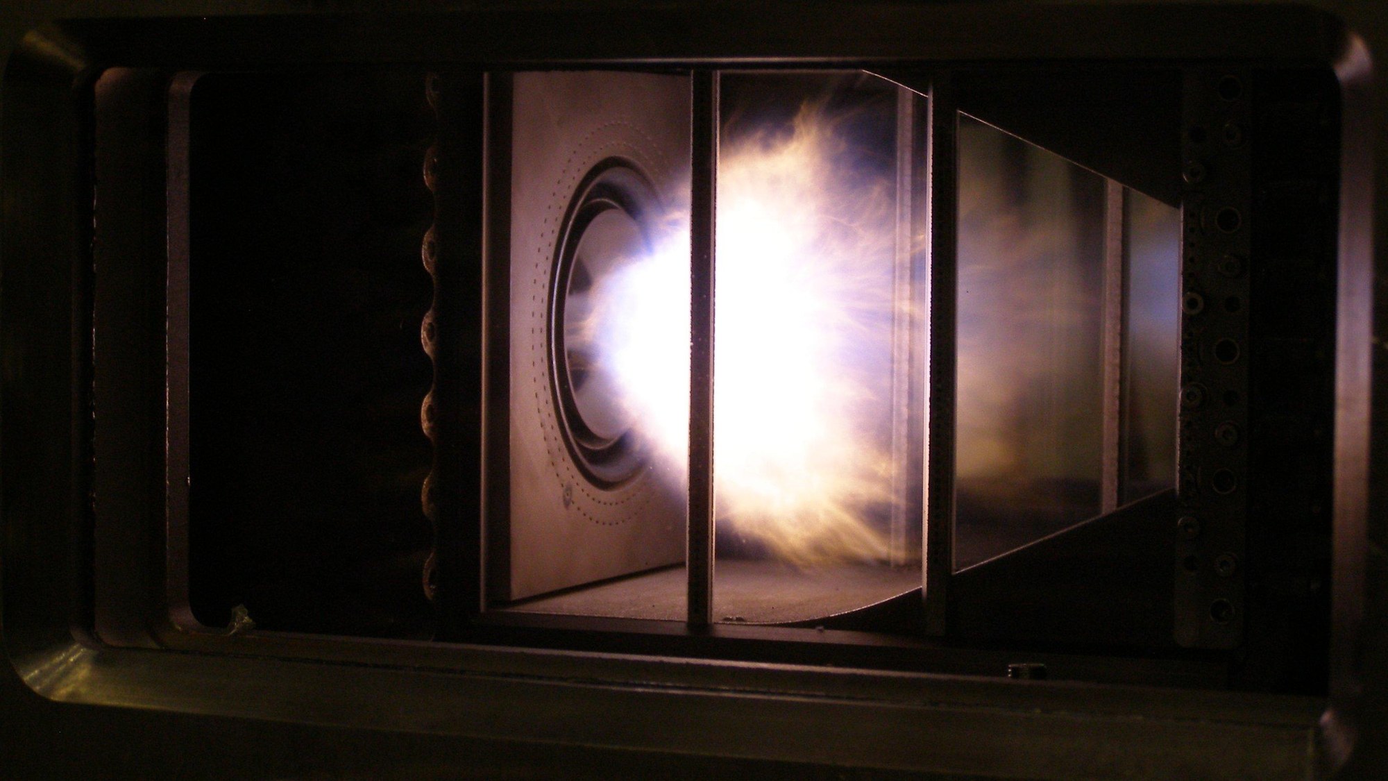 Single burner combustion chamber