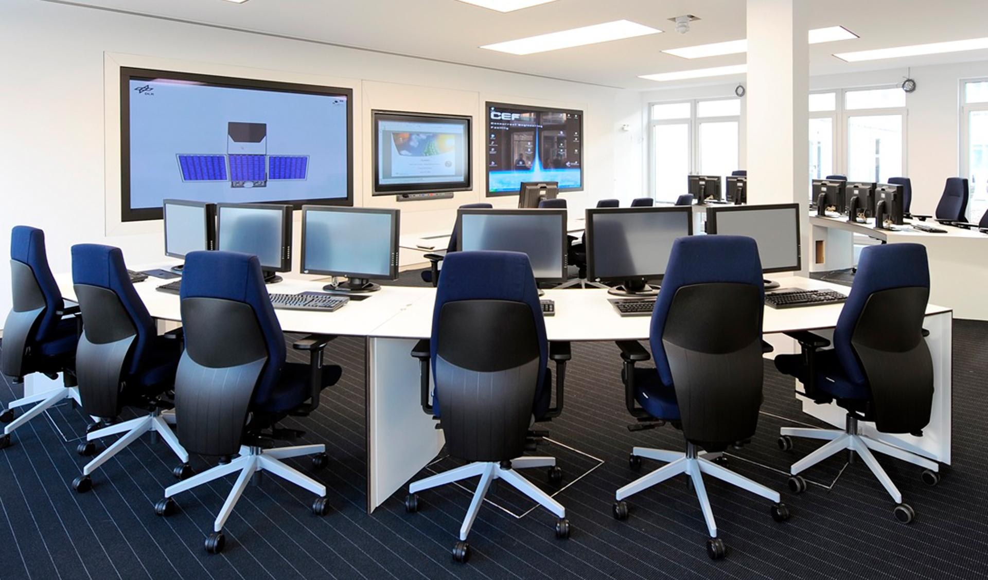 Panorama of the large CEF design room