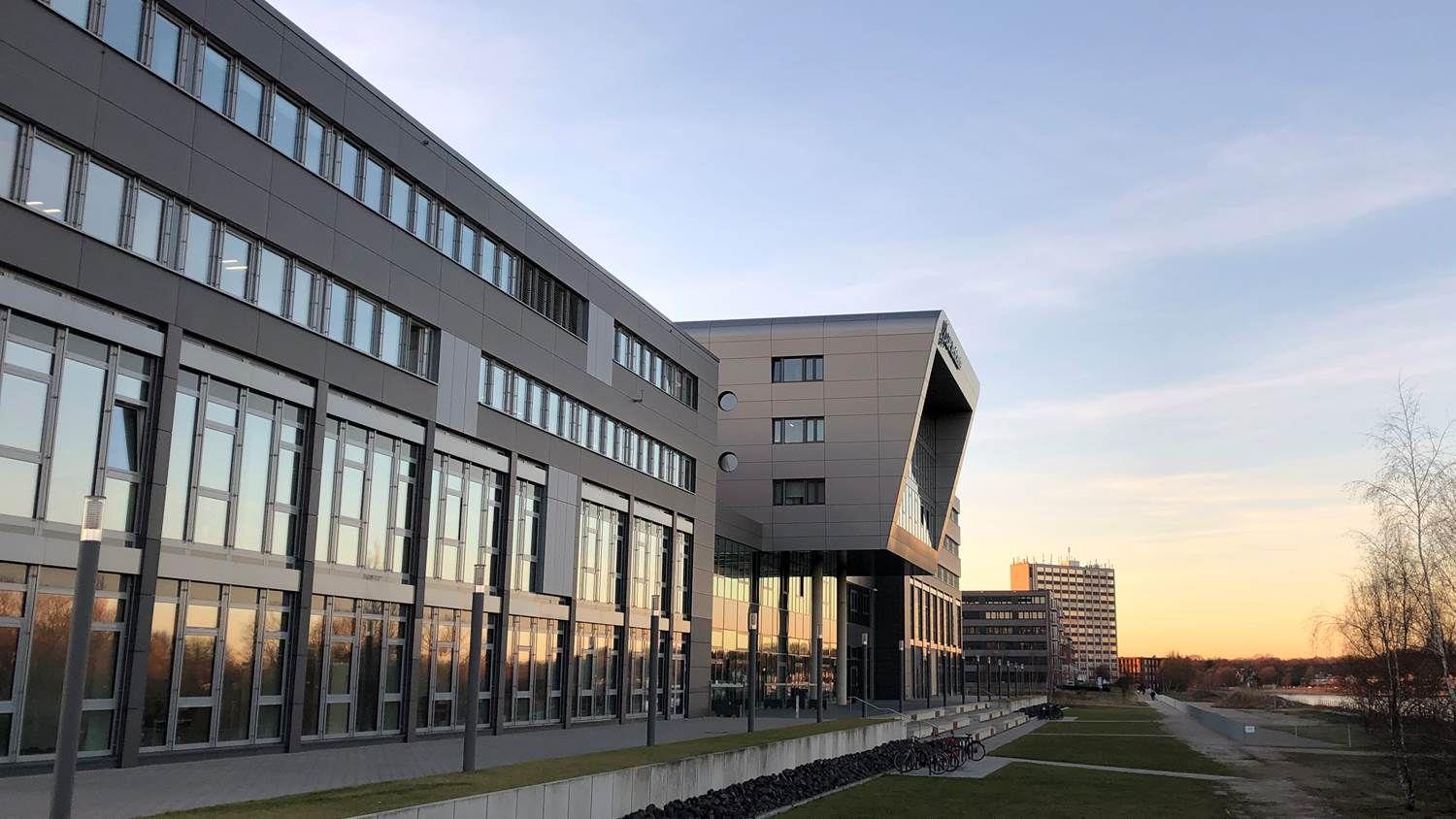 Institute of System Architectures in Aeronautics