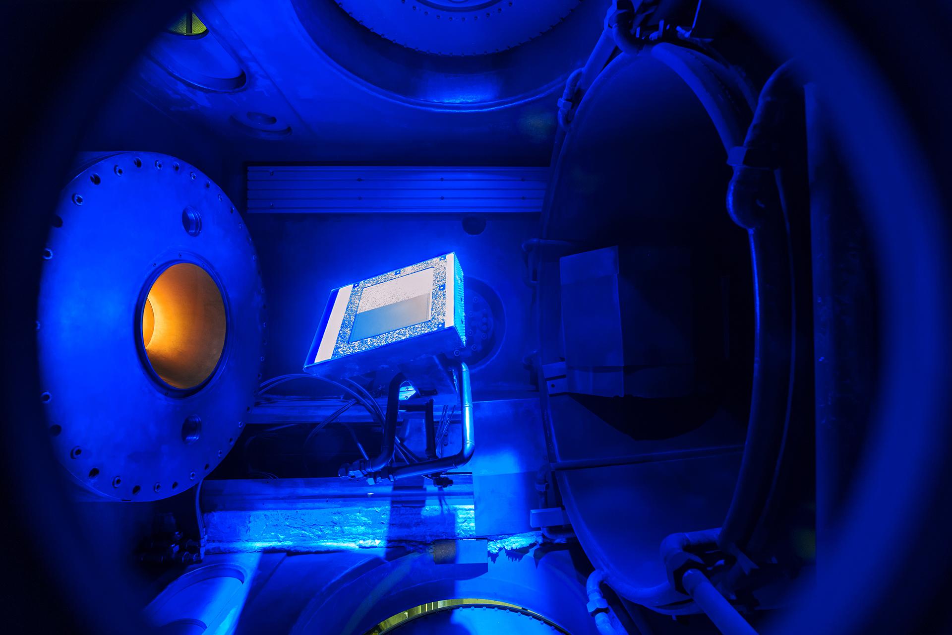 Versuchsanordnung zur Untersuchung von Beuleffekten mittels Stereo-Fotographie im L3K