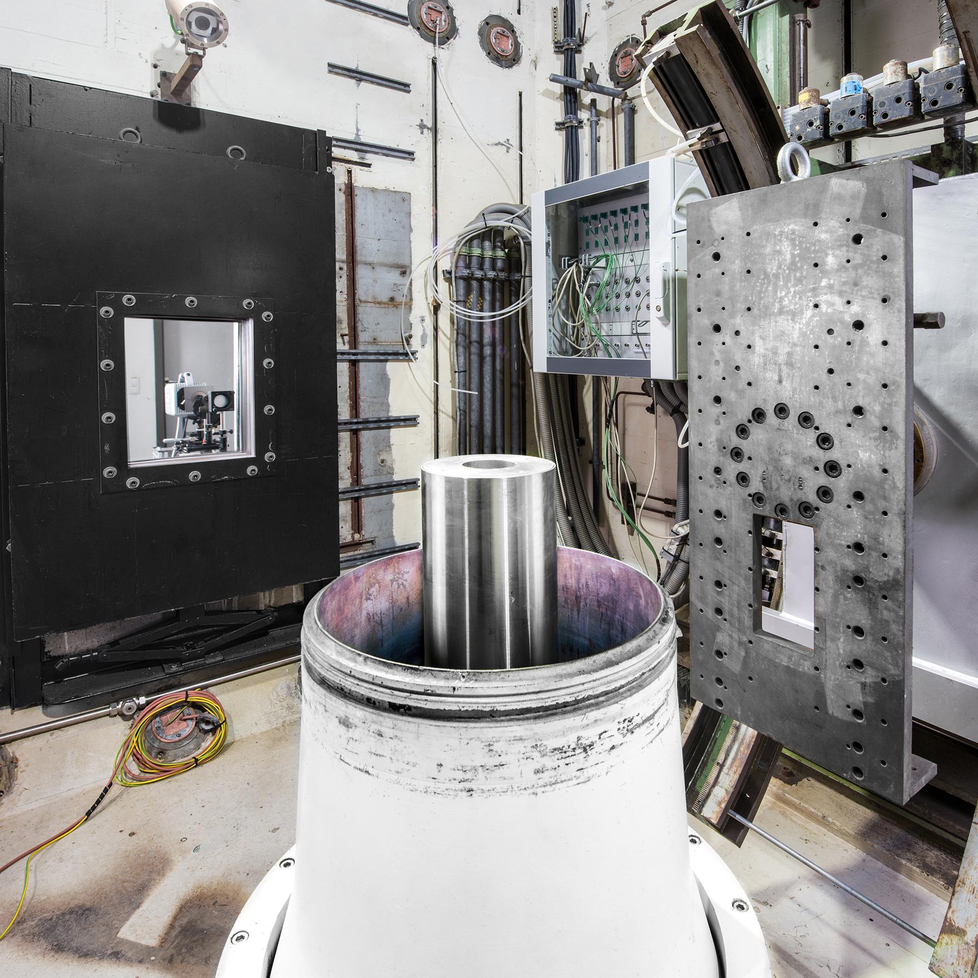 Vertikal Messstrecke Köln (VMK) mit integriertem Raketenheckmodell