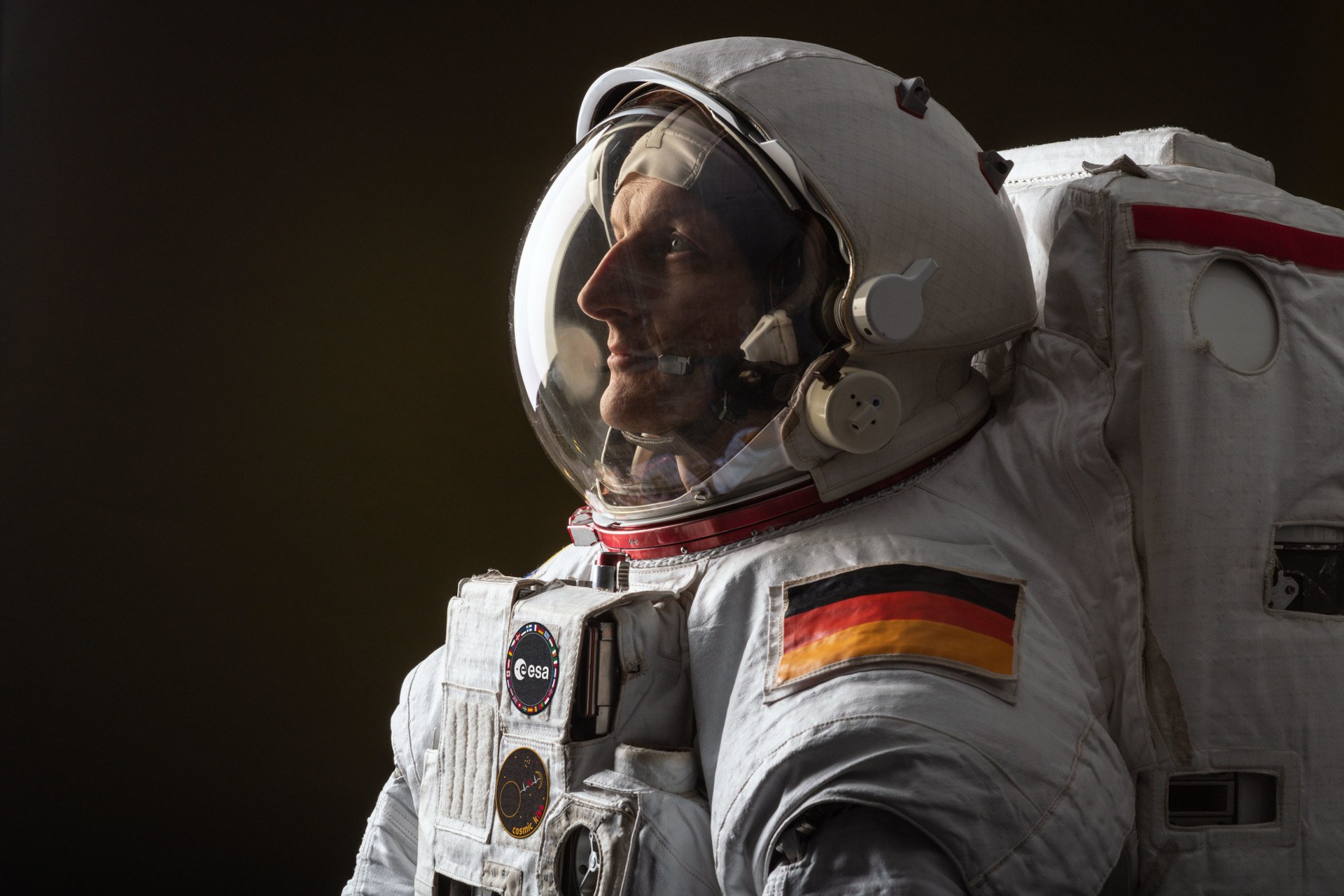 Matthias Maurer in the spacesuit