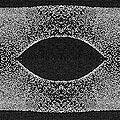 Geladenes Plasma in Schwerelosigkeit