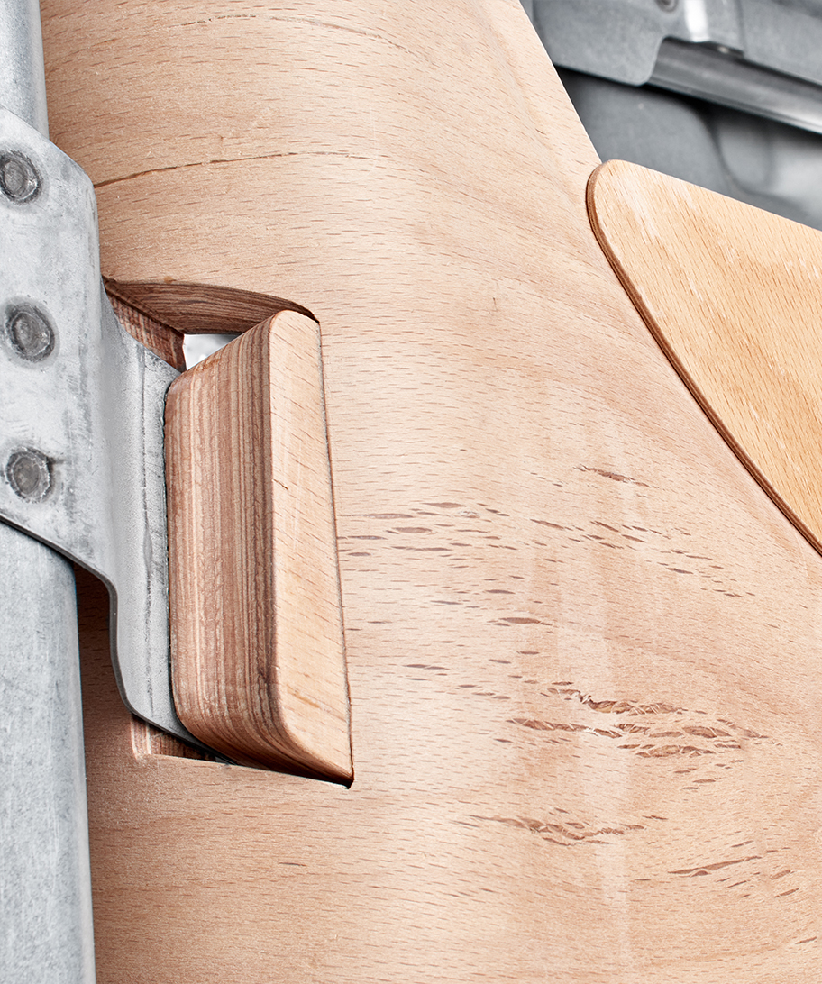 Innovative interior door structure in wood-intensive design