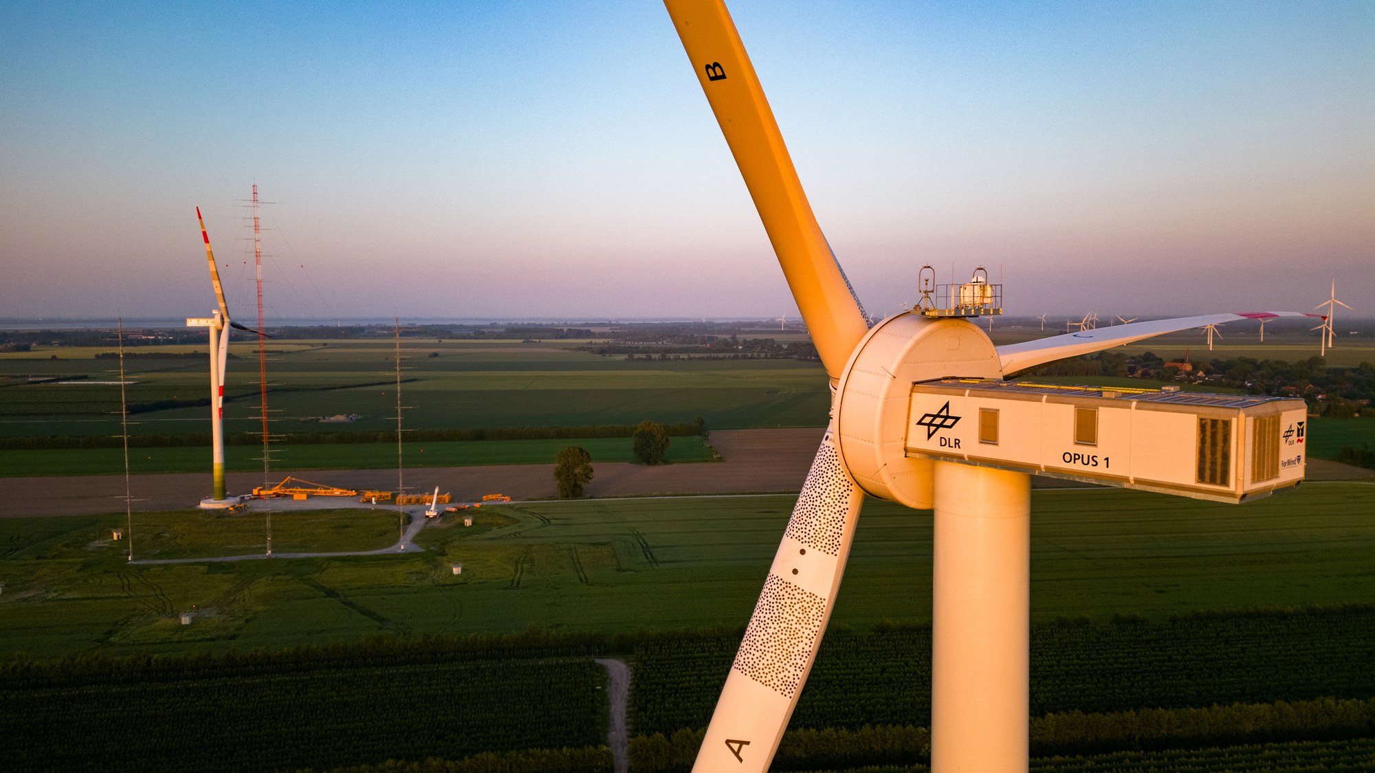 DLR Research Park Wind Energy WiValdi in the evening sun