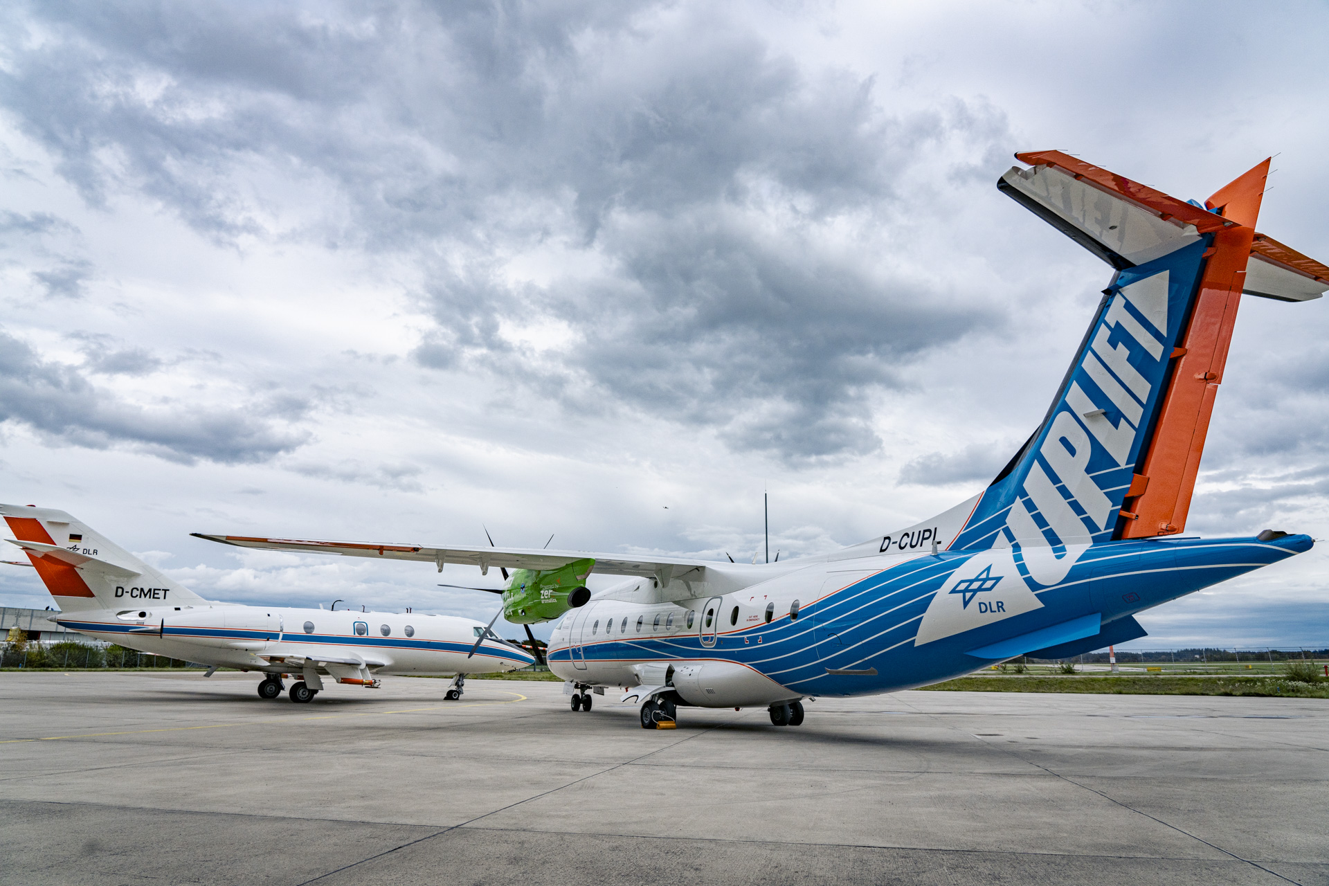 Research flights for climate-compatible aviation