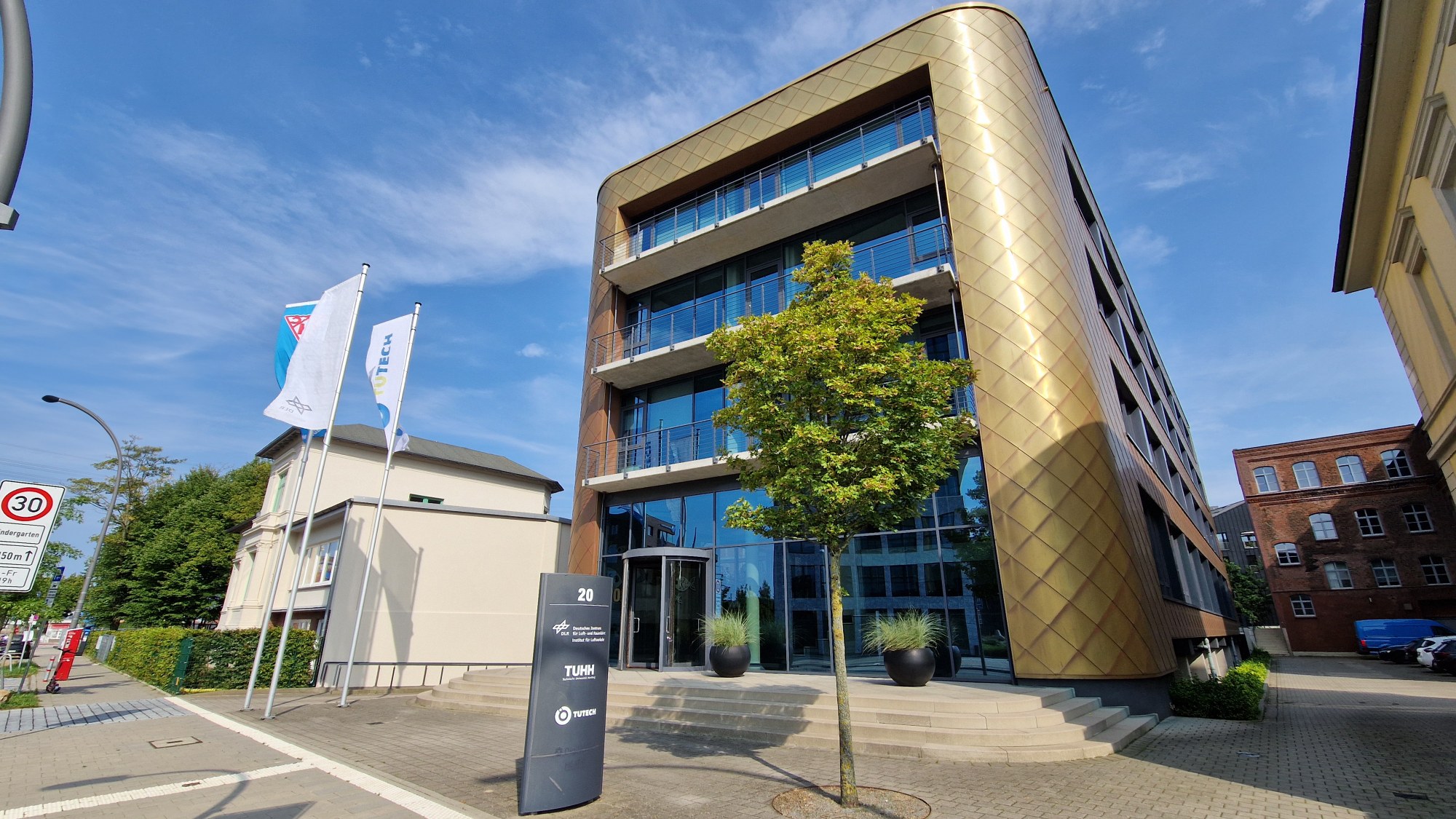 The new DLR Institute of Air Transport building in Hamburg