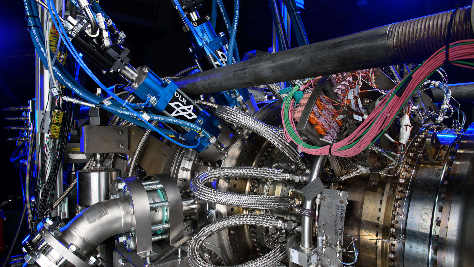 Sensors for gaining insight into the combustion process