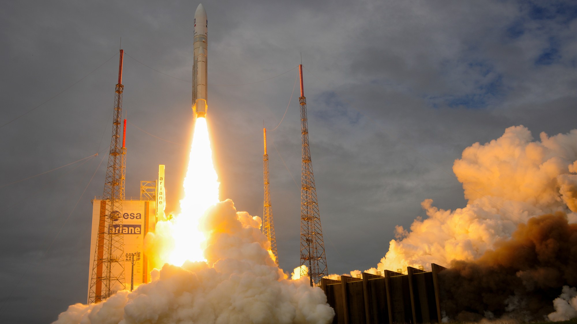 14 April 2023: ESA’s JUICE mission launches to the Jupiter system