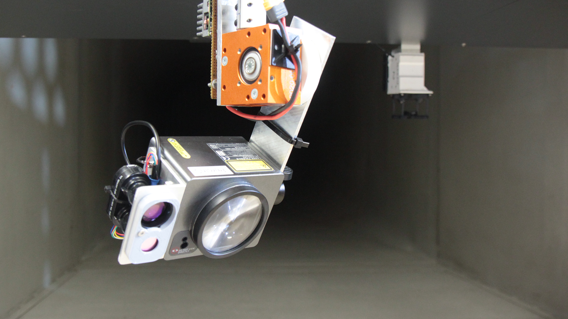 Laser measurement of gas clouds in the low-speed wind tunnel (LST)