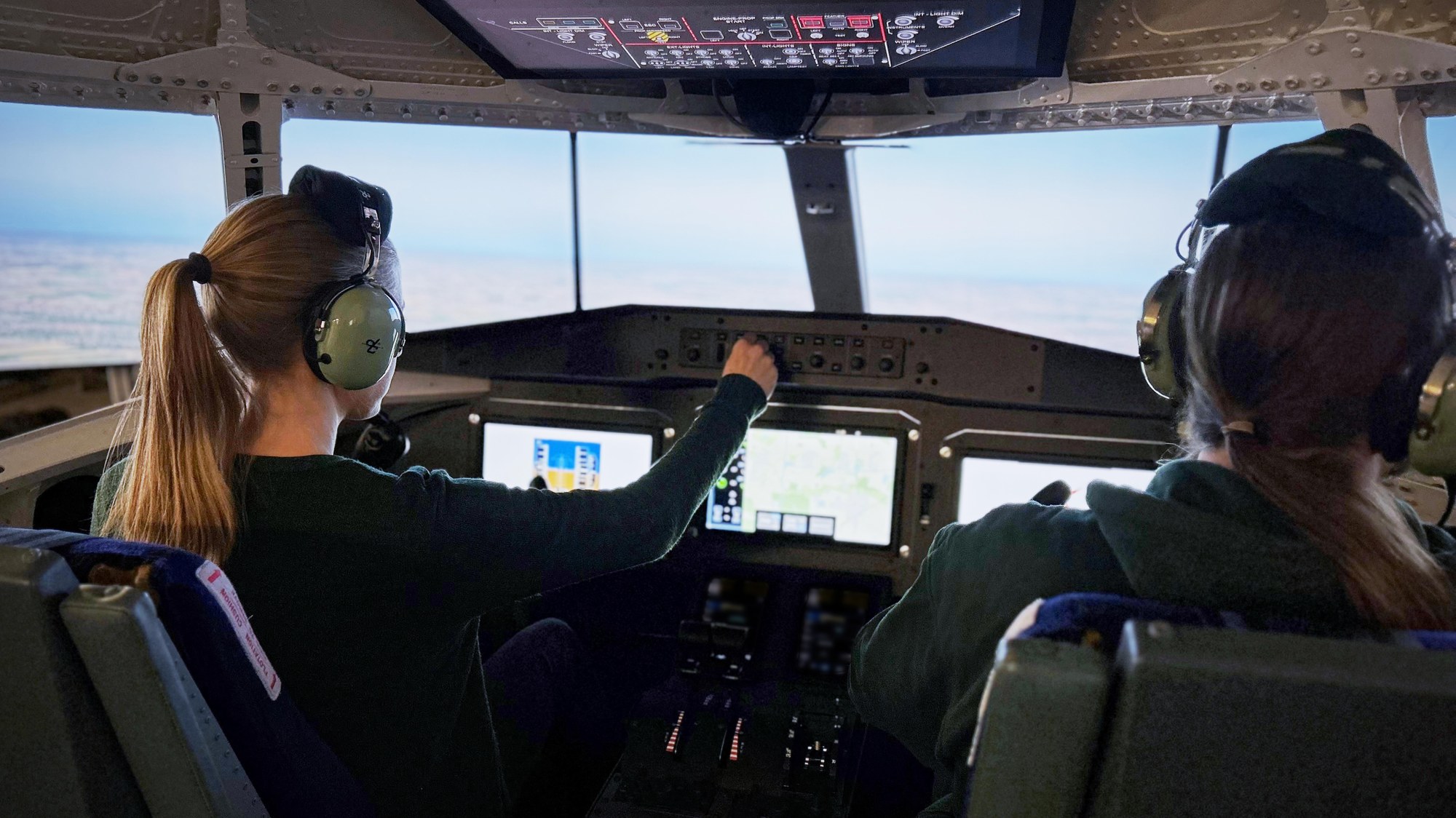 D328 cockpit simulator