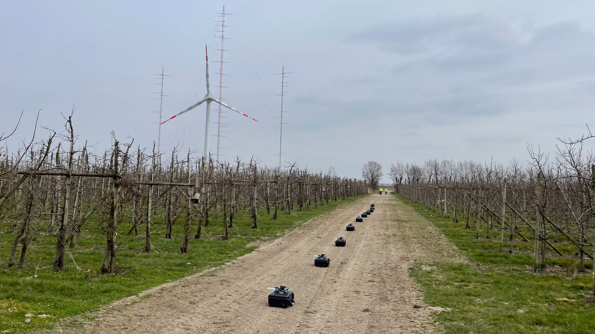 Ready for take-off – drone fleet investigates the turbine's near wake
