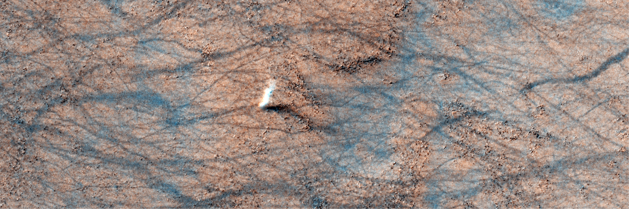 Dark streaks on the Martian surface