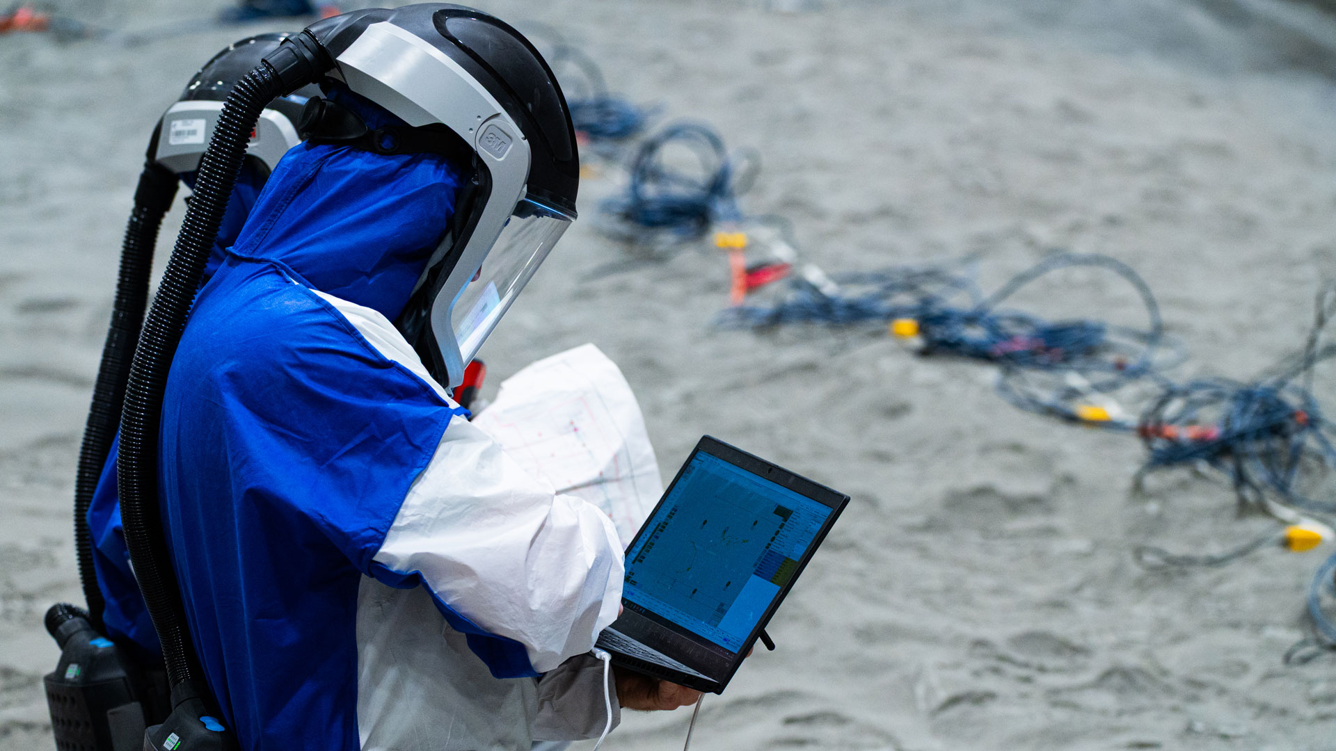 Complex measurements in the LUNA facility