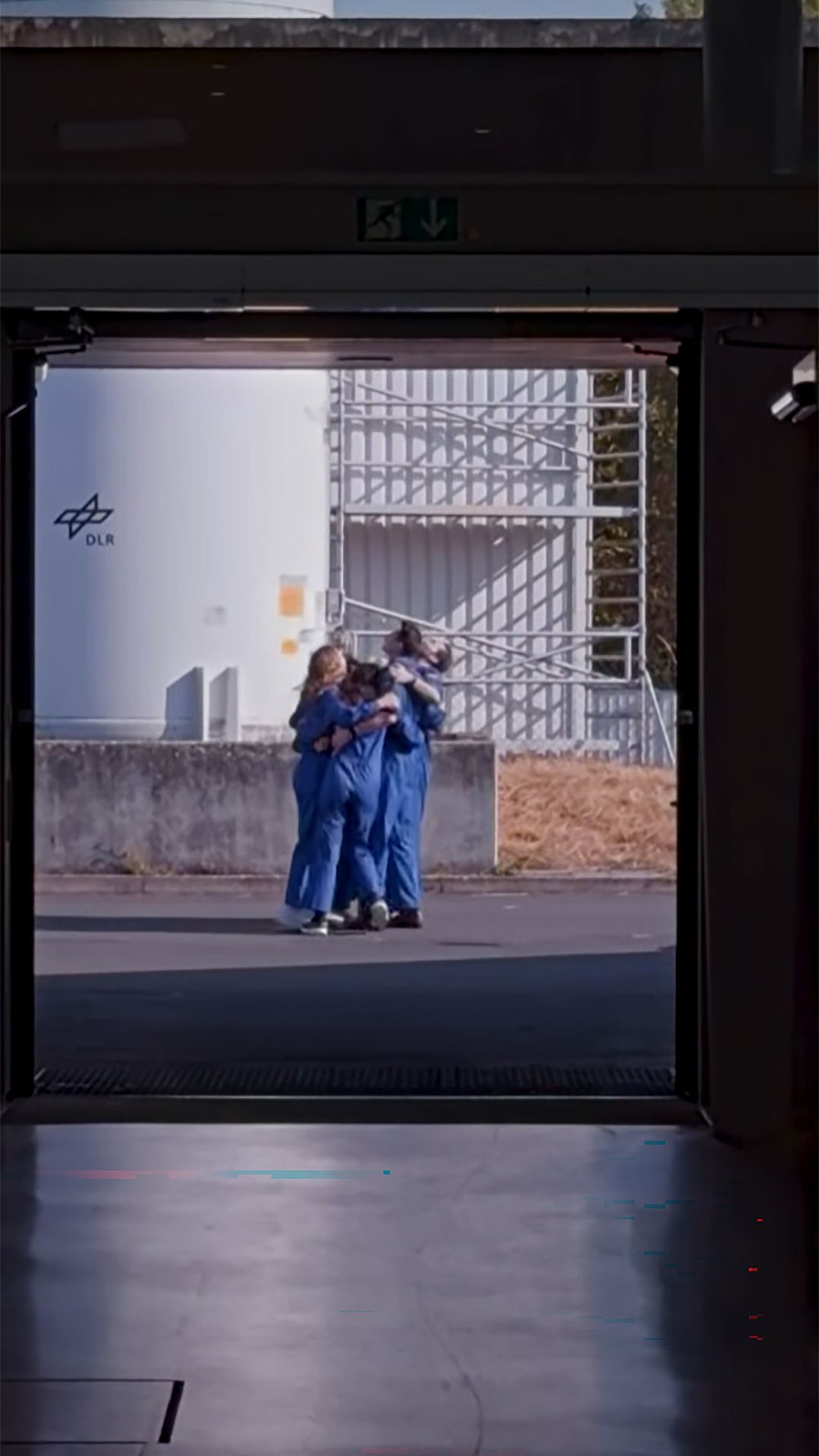 Youtube Short: After 100 days in isolation, the SOLIS100 crew is back outside