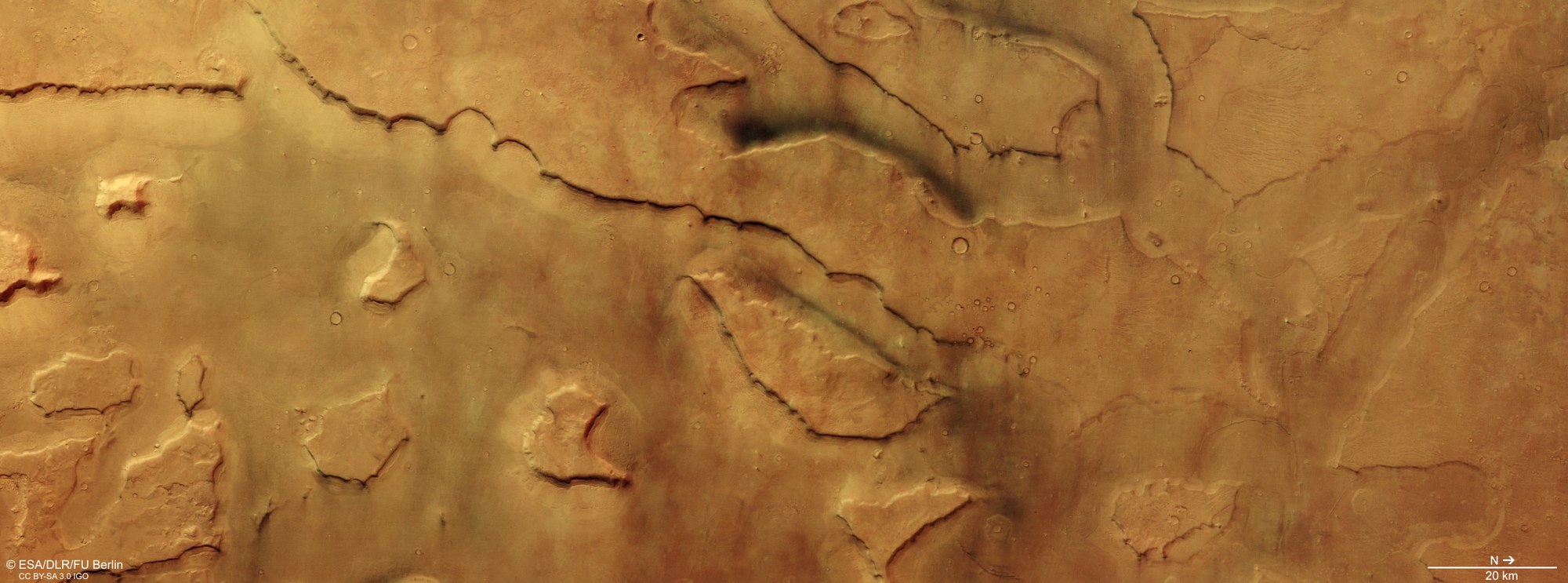 True-colour bird's-eye view of the northern part of the Mamers Valles on Mars