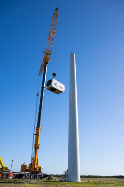 Mounting the nacelle of OPUS 3