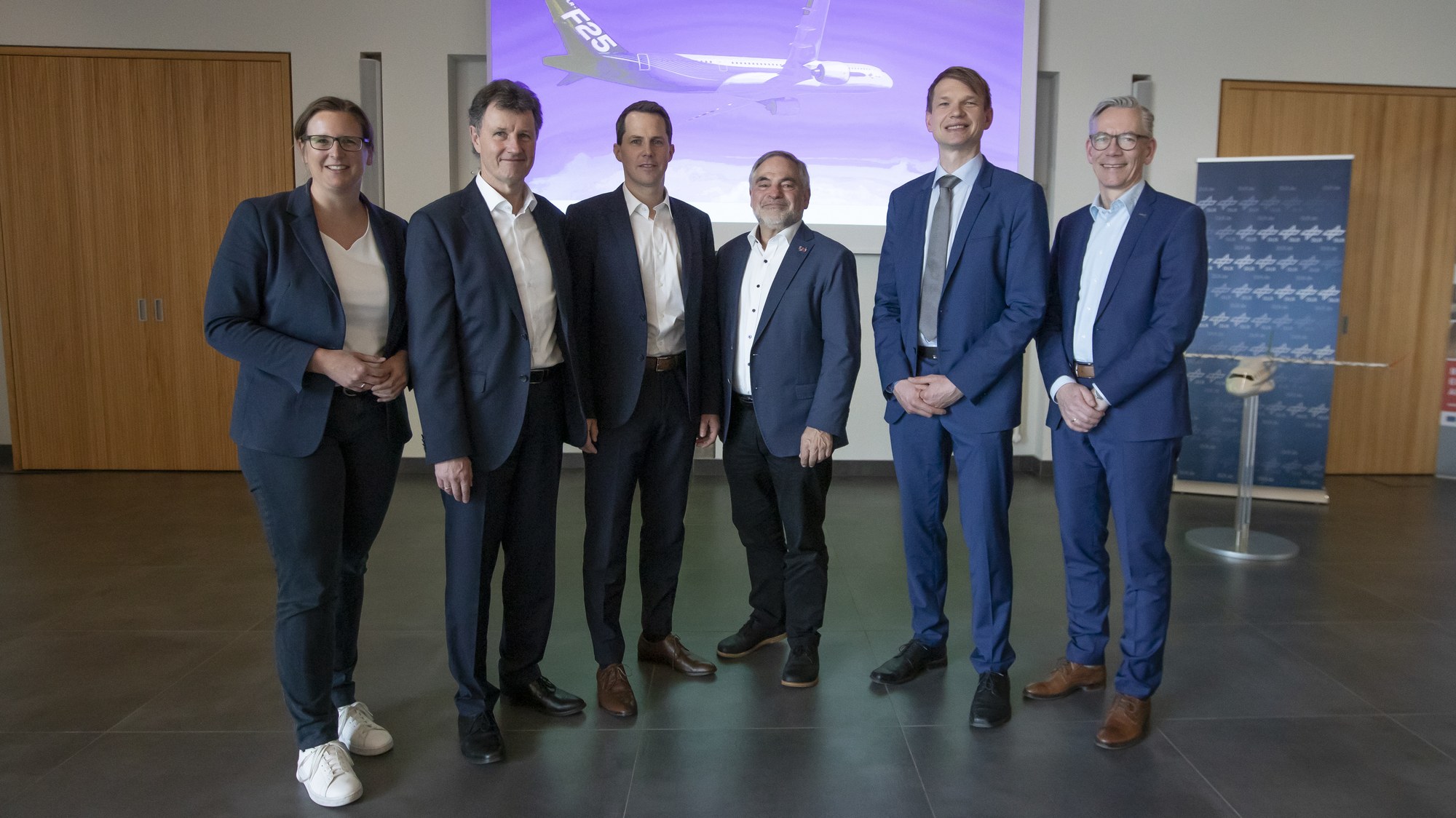 Opening of the WISDOM test rig on 1 April 2026 in Bremen, with guests from industry and government