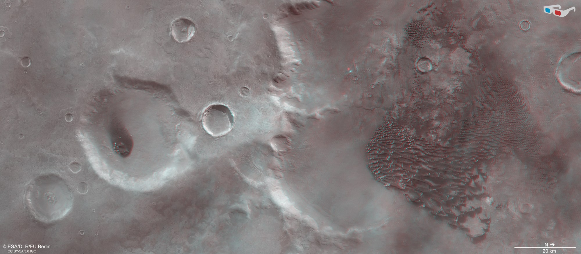 3D (anaglyph) image of the southern part of Mars’ Kaiser Crater