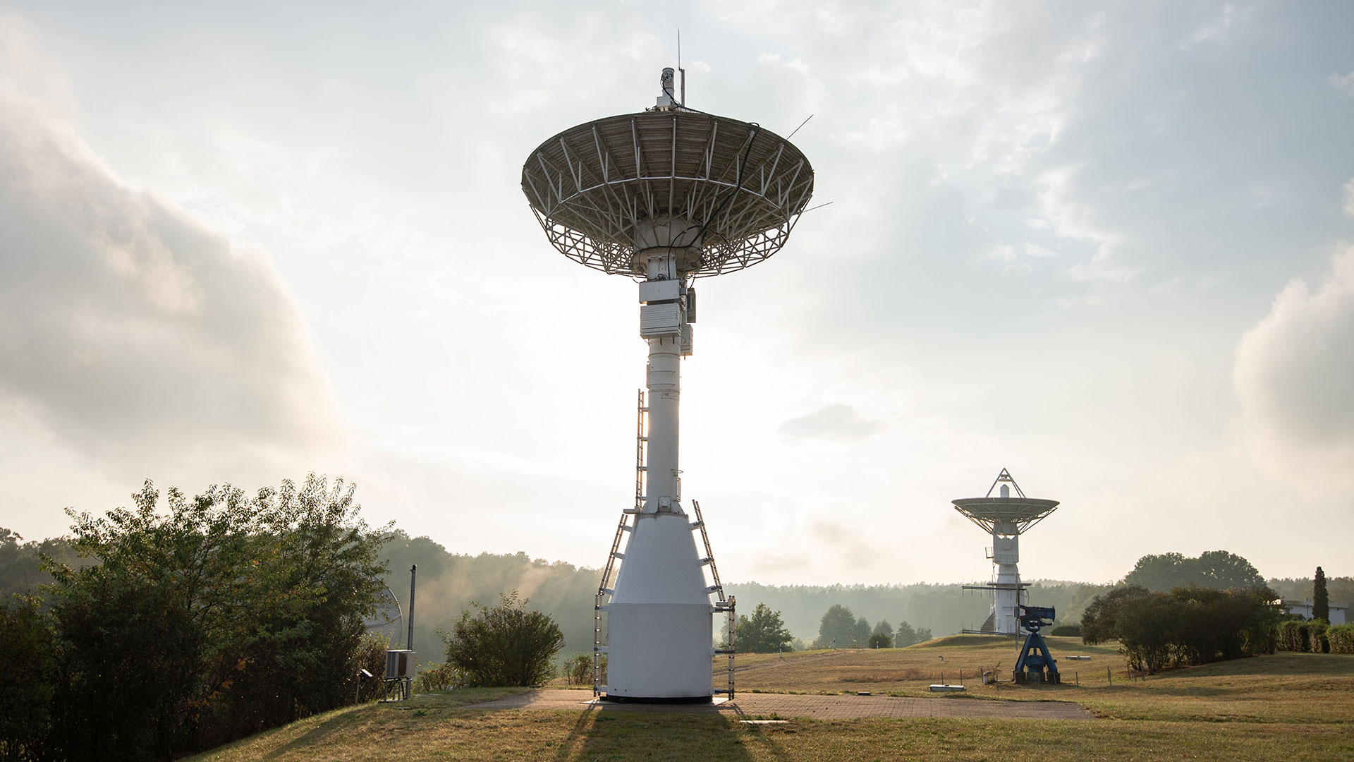 Satellite antennas in glaring sunlight in Neustrelitz