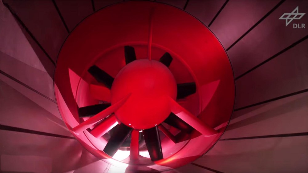 Lilienthal glider project - Building replica of the world's first series-produced aircraft