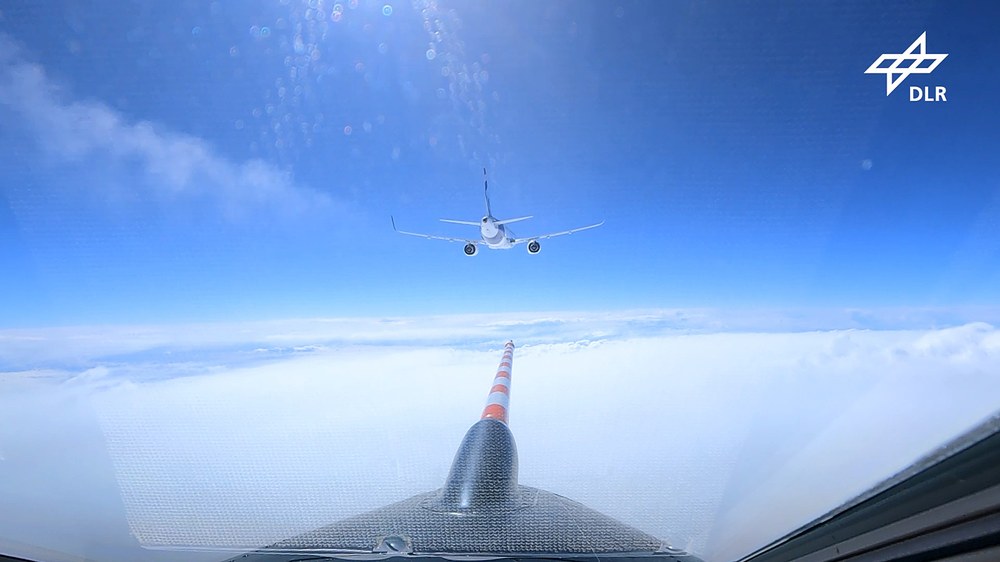 Video: Detecting emissions and contrails in flight – the NEOFUELS/VOLCAN project 