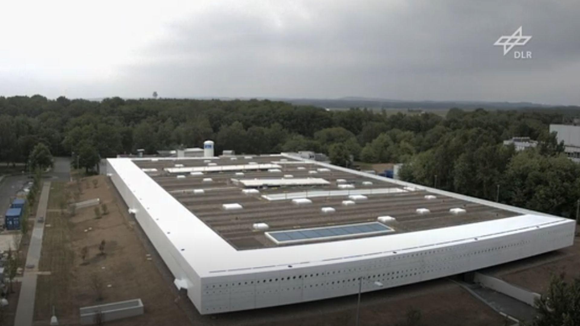 Still video: Time lapse video building the globally unique :envihab research facility